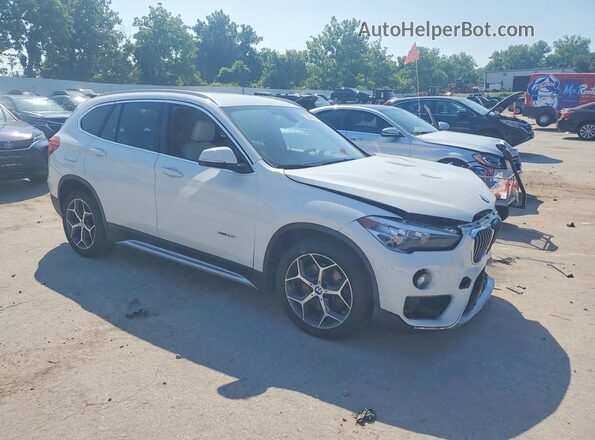 WBXHT3C31J5K21440 2018 BMW X1 White Передня права чверть