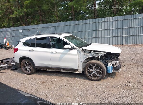 WBXHT3C31J5L34241 2018 BMW X1 White უკანა სალონის ხედი