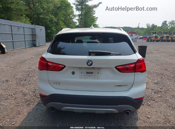 WBXHT3C31J5L34241 2018 BMW X1 White 