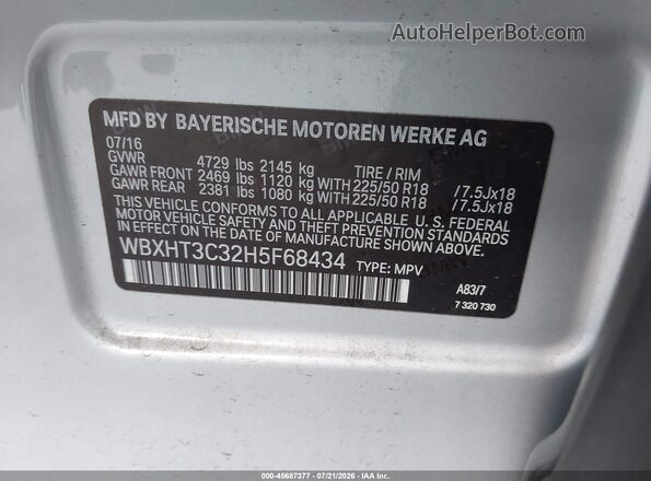 WBXHT3C32H5F68434 2017 BMW X1 Silver Engine compartment view