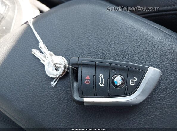 WBXHT3C32H5F80065 2017 BMW X1 Gray წინა პანელის ხედი