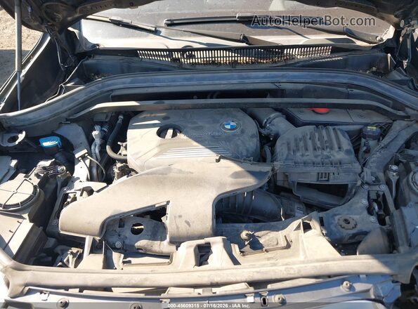 WBXHT3C32H5F80065 2017 BMW X1 Gray უკანა ხედი