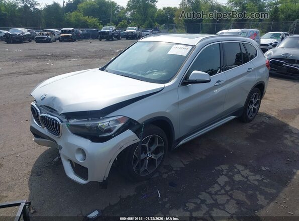 WBXHT3C32J3H32864 2018 BMW X1 Silver Передня ліва чверть