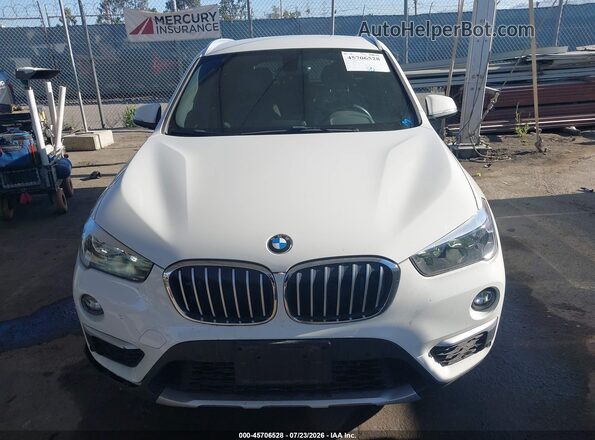 WBXHT3C33G5E49967 2016 BMW X1 White Սարքավորումների վահանակի տեսք