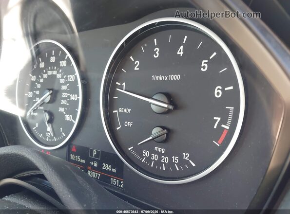 WBXHT3C33J5F91906 2018 BMW X1 Gray Vista de los asientos traseros