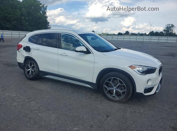 WBXHT3C33J5L30790 2018 BMW X1 White Delantero derecho