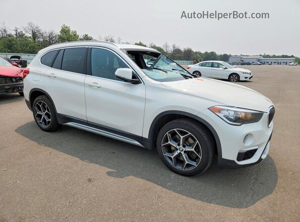 WBXHT3C34J3H30484 2018 BMW X1 White Przód prawy