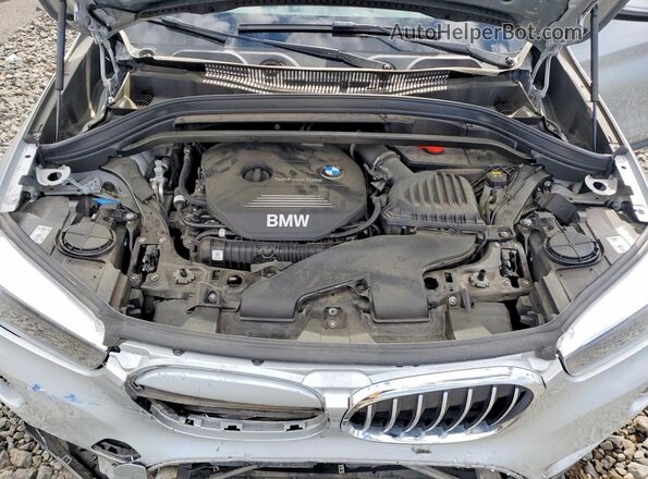 WBXHT3C34J5K27636 2018 BMW X1 Серебряный Вид подкапотного пространства