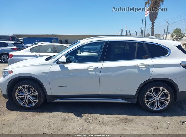 WBXHT3C35H5F78309 2017 BMW X1 Белый Панорамный вид салона 360°