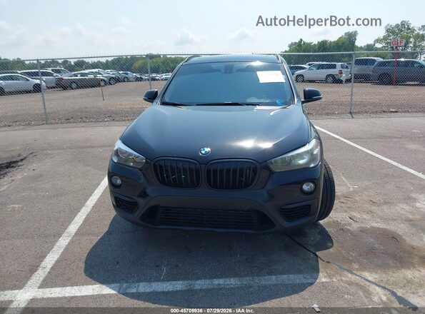 WBXHT3C35J5L27860 2018 BMW X1 Черный Вид щитка приборов