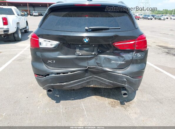 WBXHT3C35J5L27860 2018 BMW X1 Черный Вид спереди