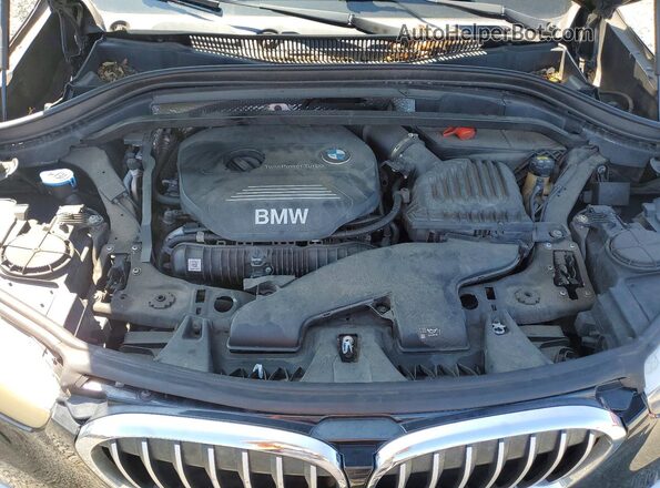 WBXHT3C36GP881986 2016 BMW X1 Black ძრავის განყოფილების ხედი