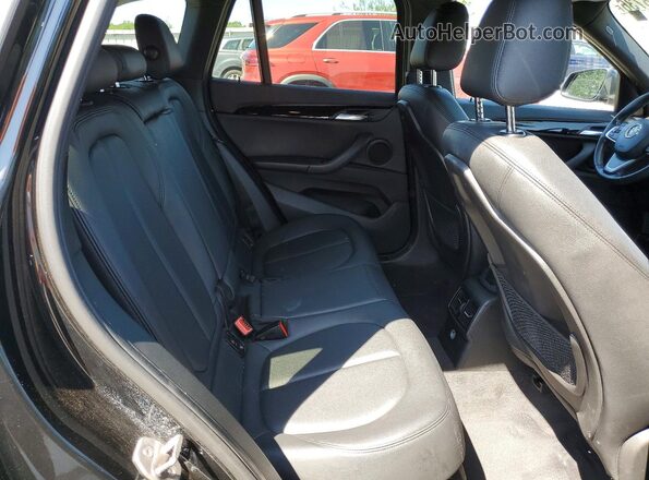WBXHT3C36GP881986 2016 BMW X1 Black უკანა სალონის ხედი