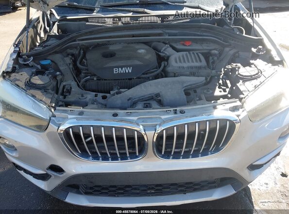 WBXHT3C36GP889652 2016 BMW X1 Silver Rear view