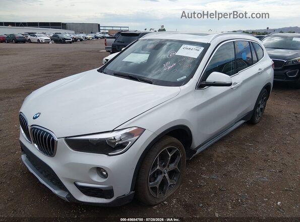 WBXHT3C36J5K23510 2018 BMW X1 White Front view