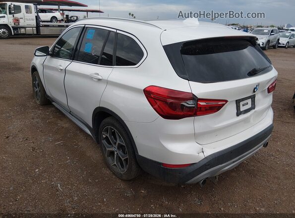 WBXHT3C36J5K23510 2018 BMW X1 White Rear left