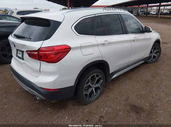 WBXHT3C36J5K23510 2018 BMW X1 White Rear right
