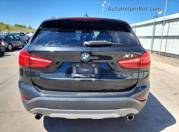 WBXHT3C36J5K25189 2018 BMW X1 Black უკანა ხედი