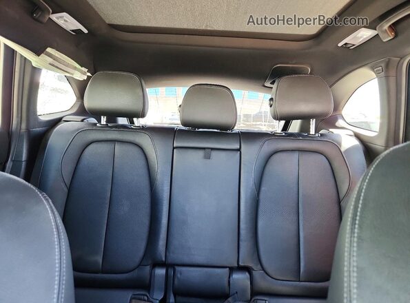 WBXHT3C36J5K25189 2018 BMW X1 Black უკანა სავარძლების ხედი