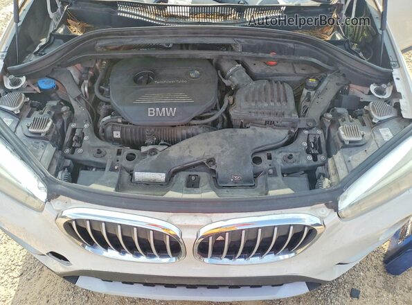 WBXHT3C37GP881723 2016 BMW X1 Белый Вид задней части салона