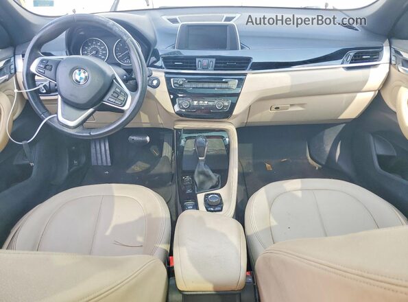WBXHT3C37GP881723 2016 BMW X1 Белый Вид панели приборов
