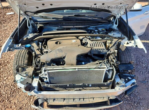 WBXHT3C37J3H33430 2018 BMW X1 Белый Вид подкапотного пространства