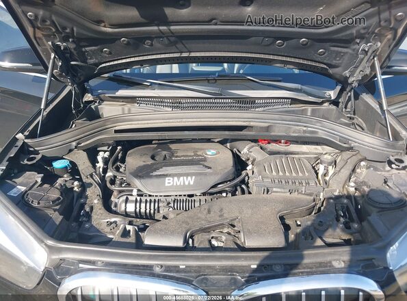 WBXHT3C37J5L24782 2018 BMW X1 White Вид ззаду