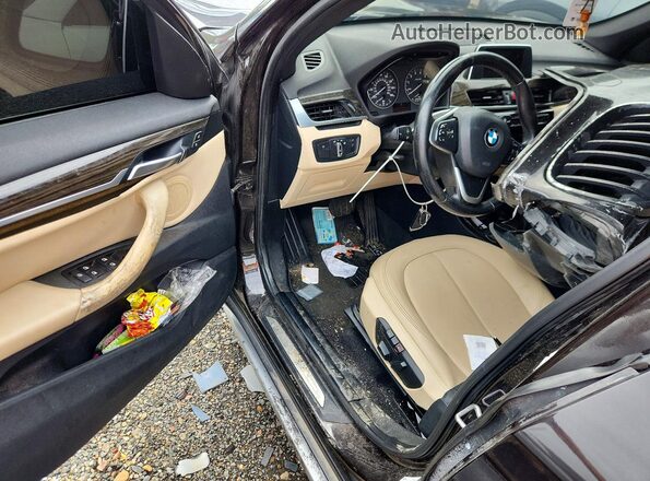 WBXHT3C38G5E55442 2016 BMW X1 Black წინა პანელის ხედი