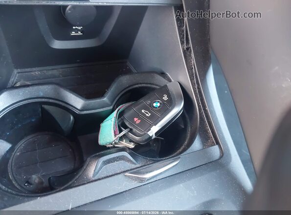 WBXHT3C38J3H30584 2018 BMW X1 Blue Вид панелі приладів