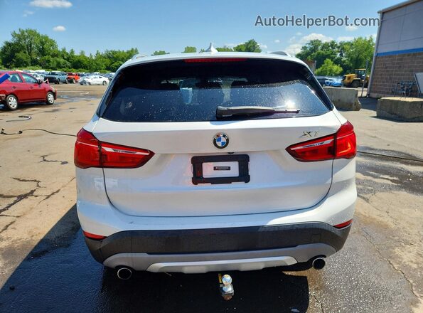 WBXHT3C38J5K31303 2018 BMW X1 White Вид ззаду