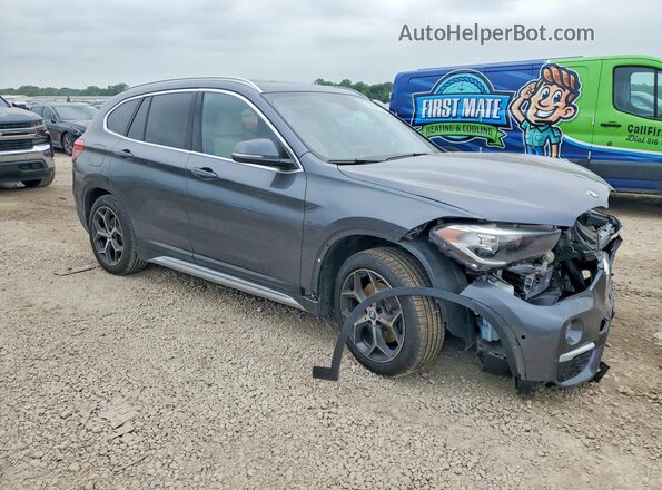 WBXHT3C38J5L28047 2018 BMW X1 Gray Передня права чверть