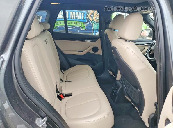 WBXHT3C38J5L28047 2018 BMW X1 Gray Вид задніх сидінь