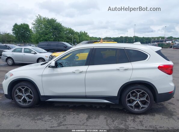 WBXHT3C38J5L30512 2018 BMW X1 White 