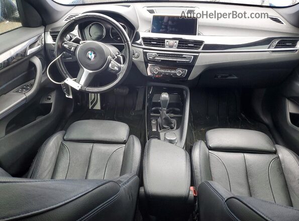 WBXHT3C38J5L31062 2018 BMW X1 Blue წინა პანელის ხედი