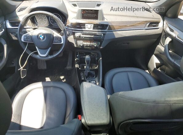 WBXHT3C39G5E51769 2016 BMW X1 Черный Вид панели приборов