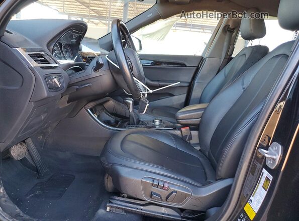 WBXHT3C39GP882128 2016 BMW X1 Black Սալոնի դիմացի տեսք