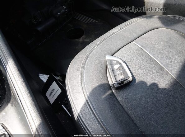 WBXHT3C39GP882484 2016 BMW X1 White Dashboard view