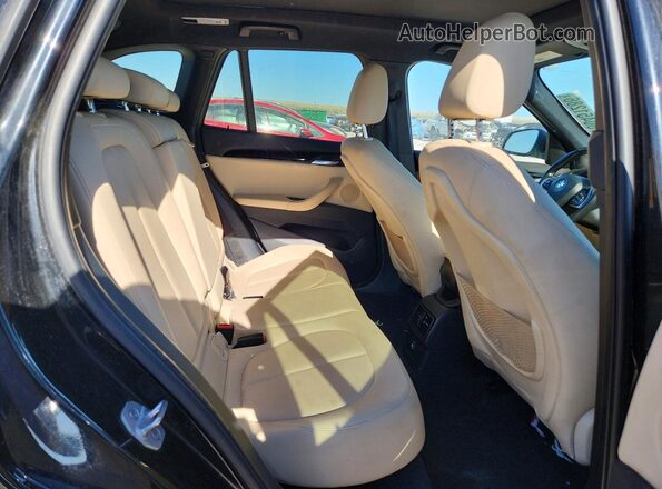 WBXHT3C39J5F92199 2018 BMW X1 Черный Вид задних сидений