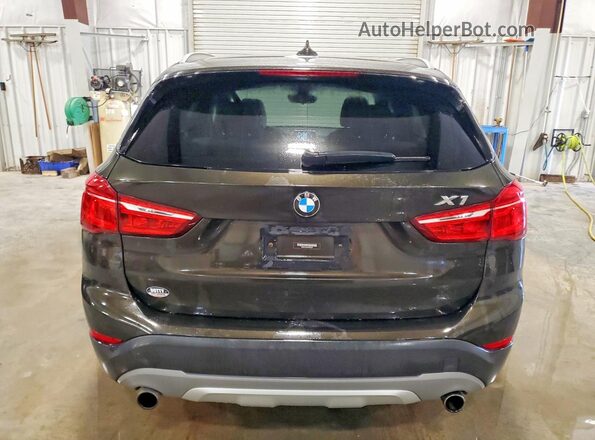 WBXHT3C3XGP883983 2016 BMW X1 Brown Rear view