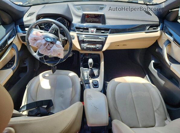 WBXHT3C3XGP884728 2016 BMW X1 Black წინა პანელის ხედი
