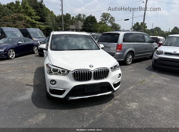 WBXHT3C3XH5F87619 2017 BMW X1 White წინა ხედი