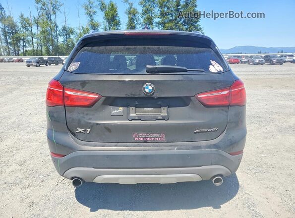 WBXHT3C3XJ3H30621 2018 BMW X1 Green Rear view