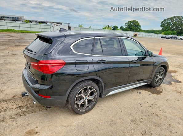 WBXHT3C50K5N47488 2019 BMW X1 Black Tył prawy