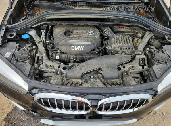WBXHT3C50K5N47488 2019 BMW X1 Black Widok wnętrza z tyłu