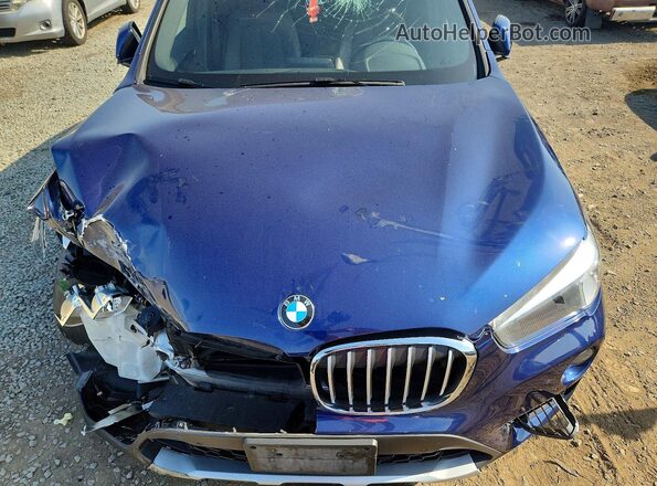 WBXHT3C55K3H34594 2019 BMW X1 Blue Widok komory silnika