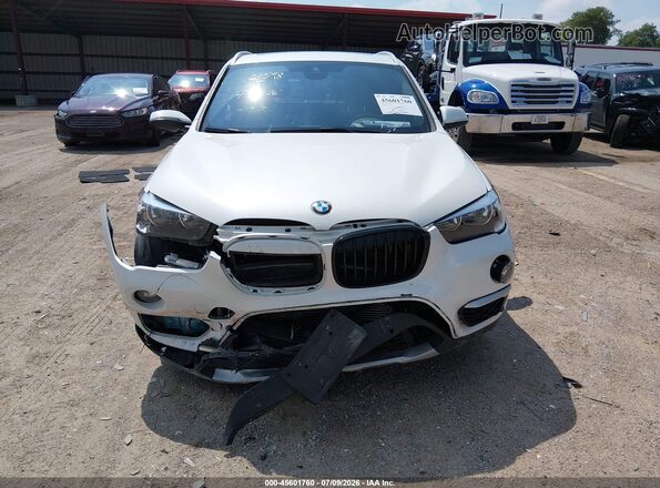 WBXHT3C56K5L38501 2019 BMW X1 White Դիմացի տեսք