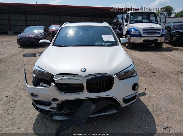 WBXHT3C56K5L38501 2019 BMW X1 White Սարքավորումների վահանակի տեսք
