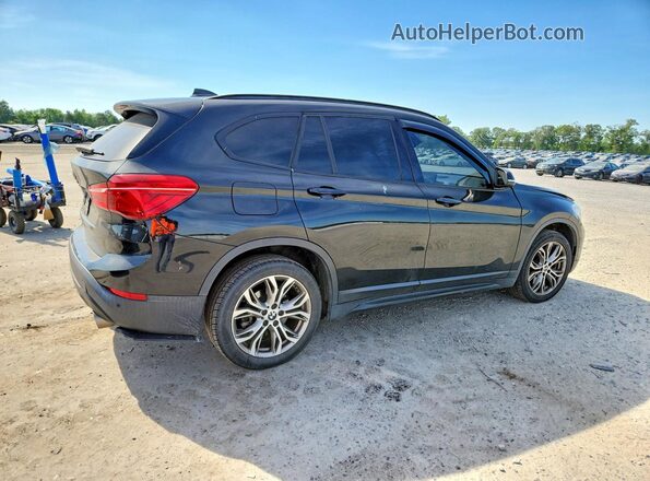 WBXHT3Z30H4A52098 2017 BMW X1 Black უკანა მარჯვენა
