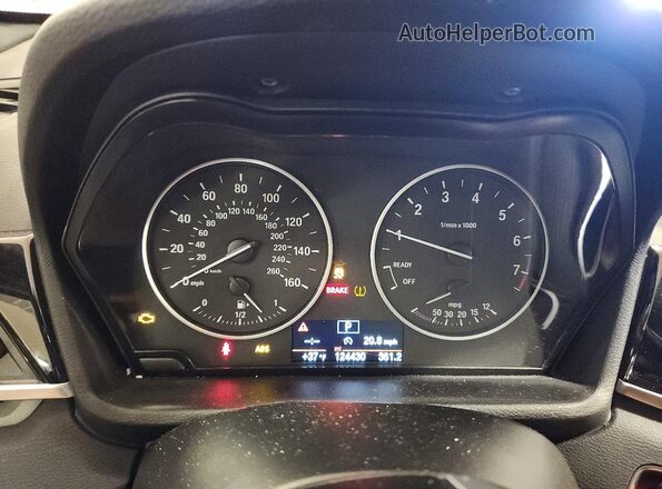 WBXHT3Z31H4A57732 2017 BMW X1 Белый Вид щитка приборов