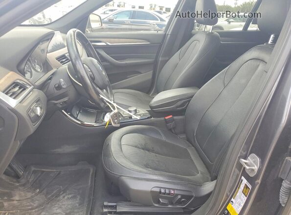 WBXHT3Z32G4A51761 2016 BMW X1 Gray Սալոնի դիմացի տեսք
